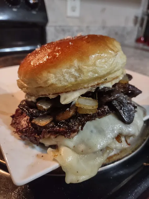 [Homemade] Mushroom muenster double with garlic confit mayo