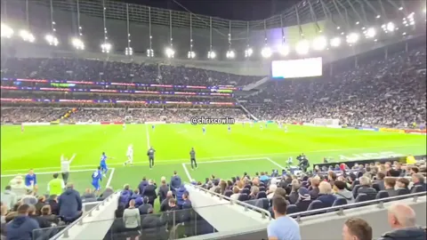 Spence and Van de Ven storm past Thomas Frank after the match