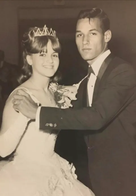 My parents, at my mother’s Quince. Cuba, 1967.