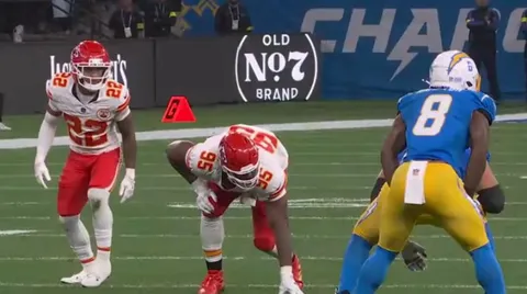 [Highlight] Joe Alt absolutely stonewalls Chris Jones