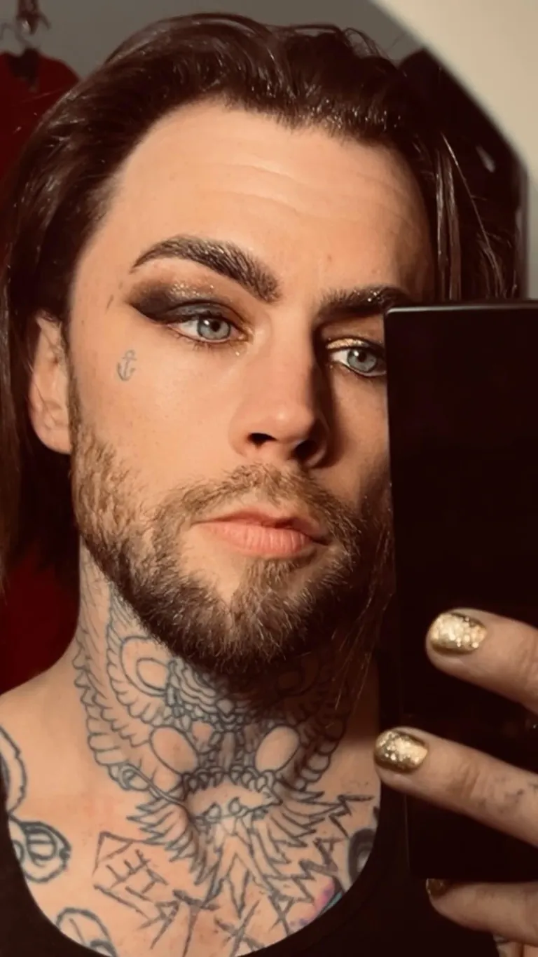 Was told you guys would like this over here🖤🖤🖤