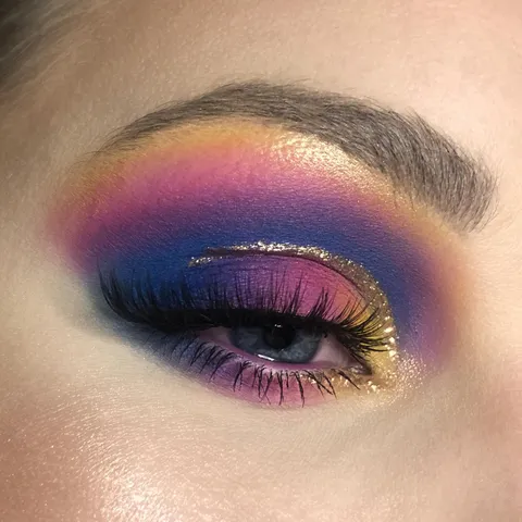 This look makes me feel royal 👑 CCW!