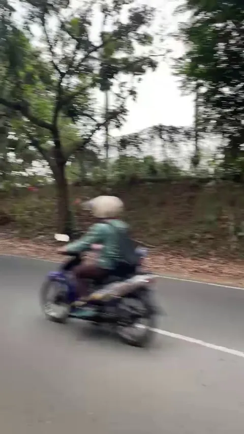 A regular Indonesian street