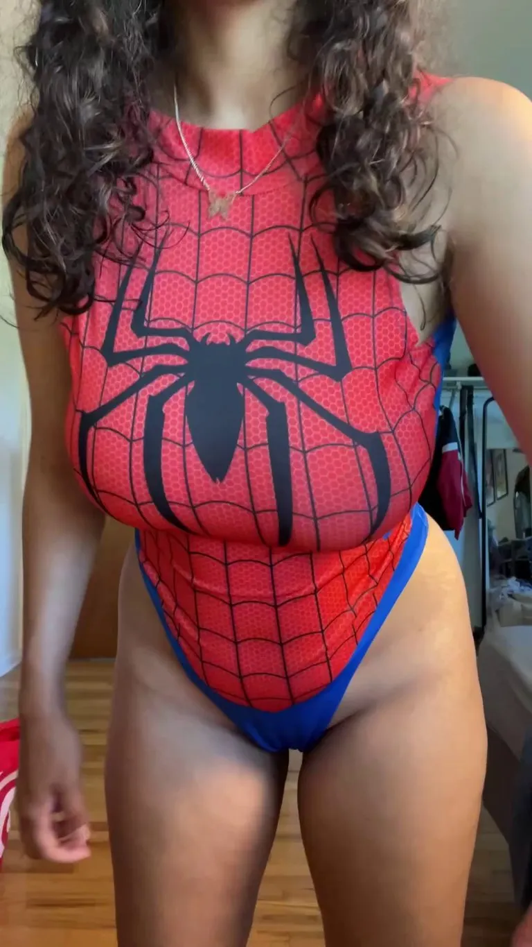 Would you fuck an average nerd [F]