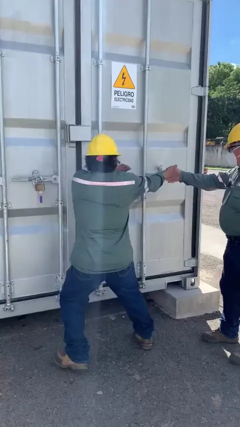 Salvadoran Bitcoin miners powered by volcano geothermal.