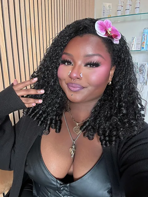 tried purple lip liner for the first time and i’m really digging it!