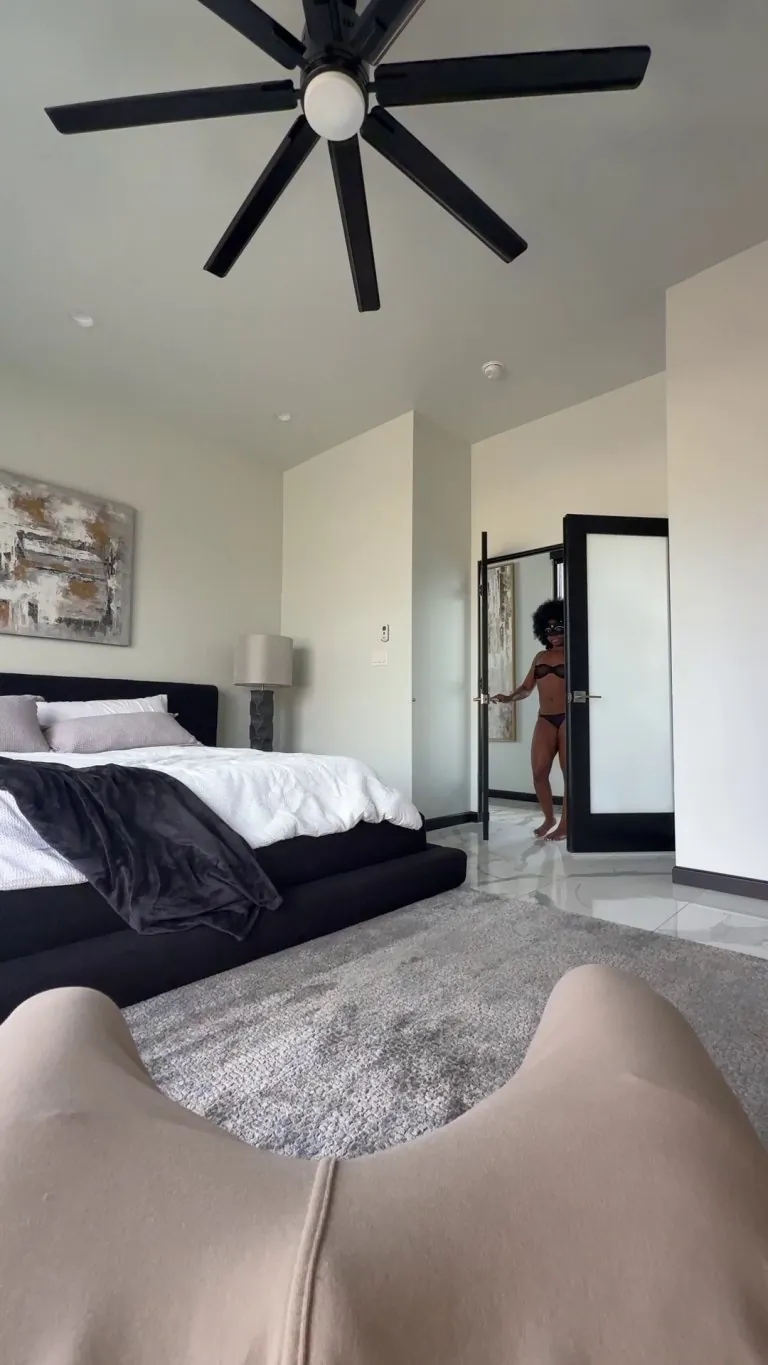 I'm the bestest ebony slut at using my asshole to please white men. 🥰