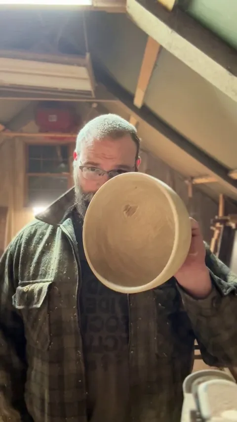 Depression sucks- it made me forget for years how fulfilling making wood bowls is for me… until last night.