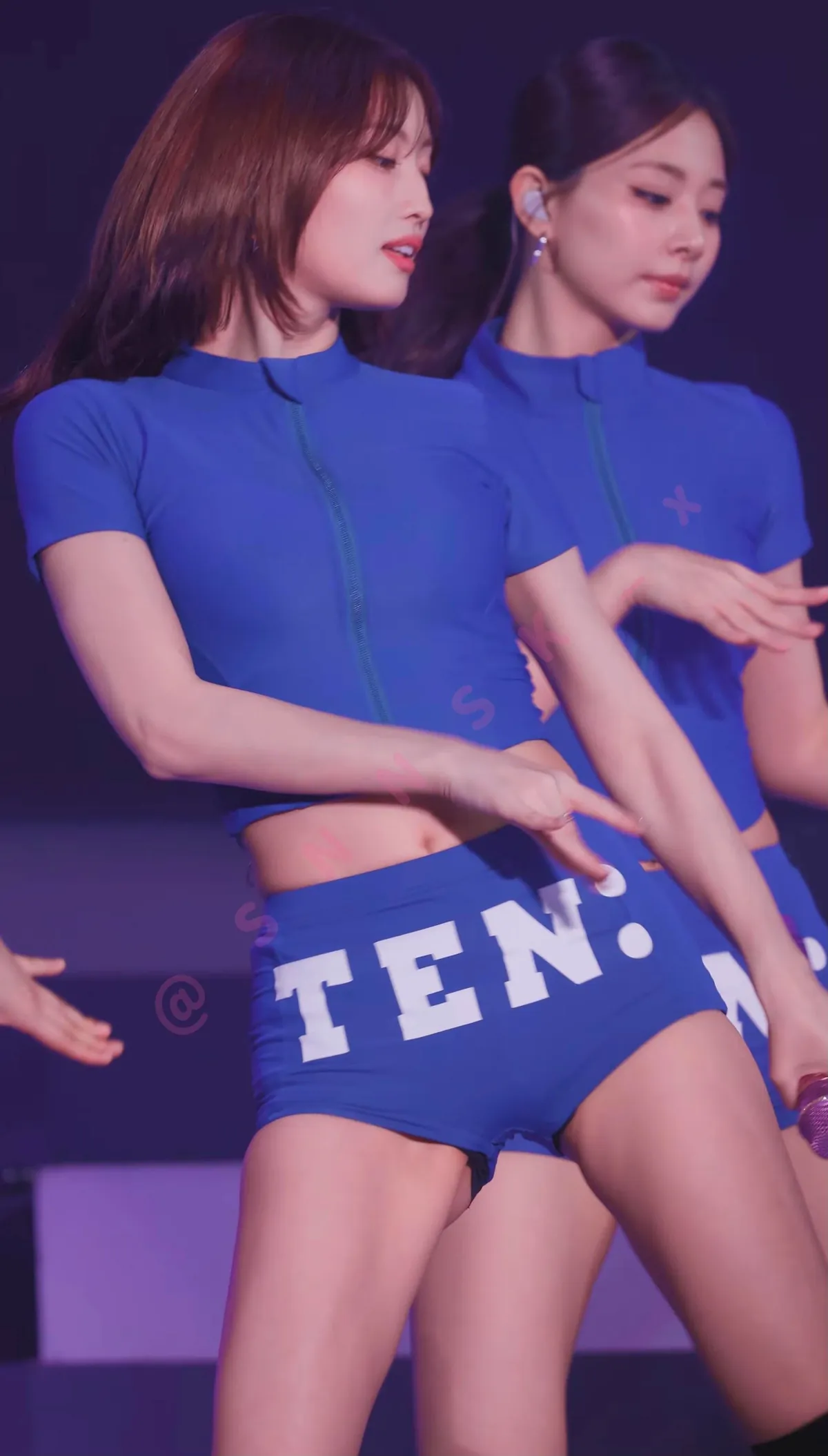 Twice - Momo