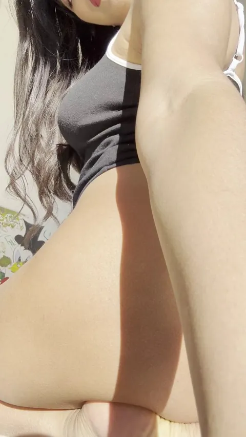 My butt is 100% natural and 100% dangerous for your balls
