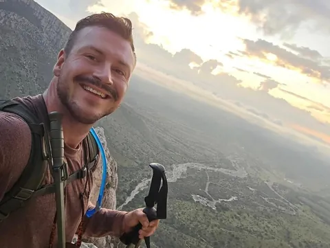 M 29 I am an adventurer, make me regret doing this!