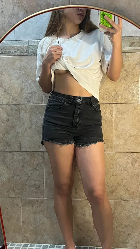 I've felt so comfortable here that I decided to show you a little more [F]