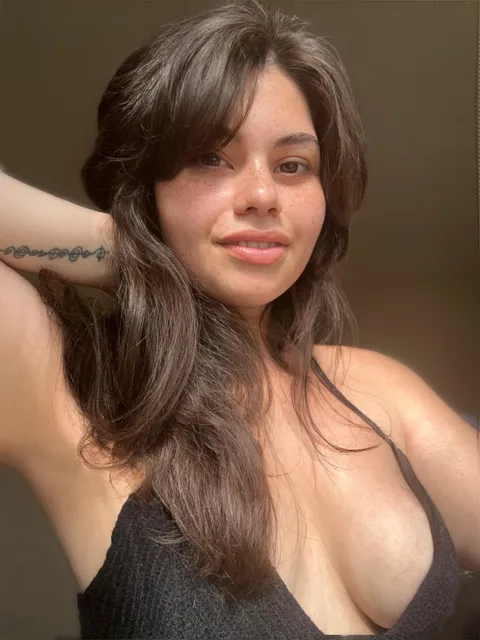 Is no makeup sexy to you 