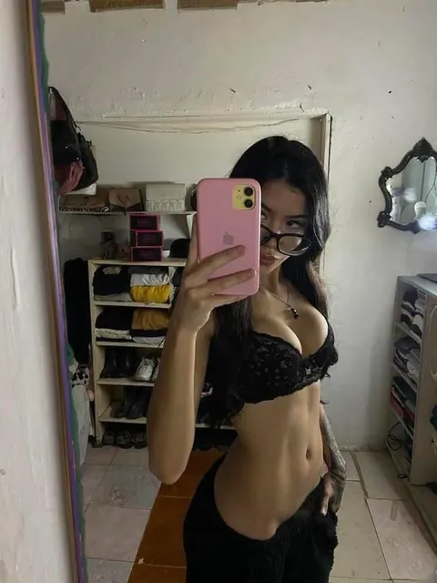 Day 4 of Being a hunter is so fun ruining there NNN as I keep mine HAHA. Always the  {deleted} after I have 12 souls already