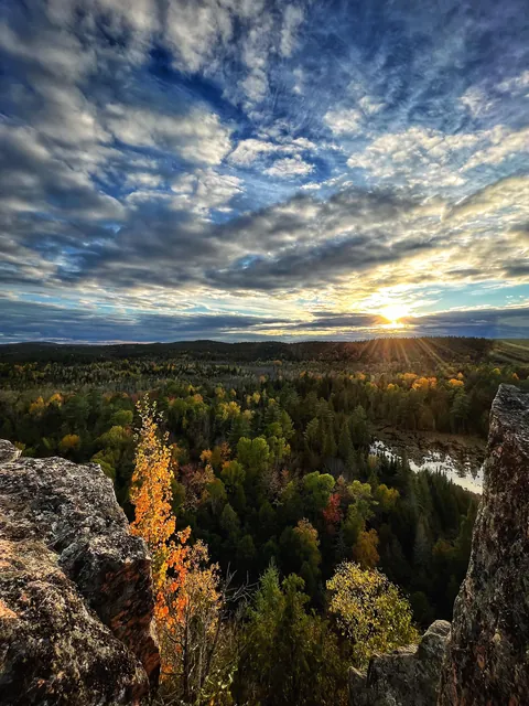Manitou Mountain, Lanark Highlands, Ontario Canada [3024x4032] (OC)