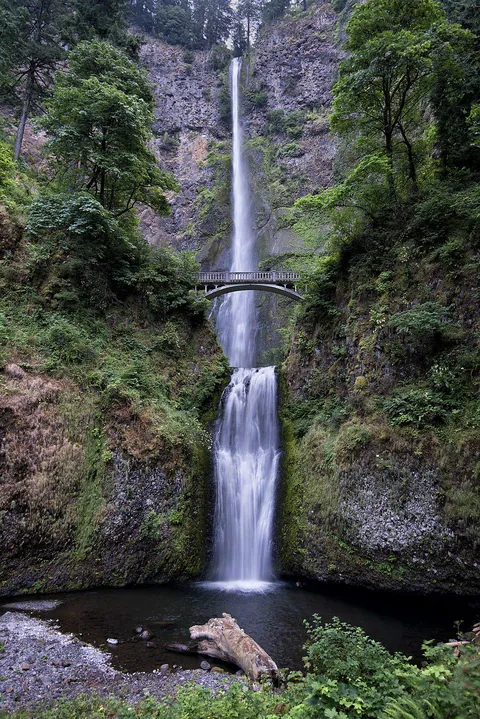 🔥 Multnomah Falls located in Oregon