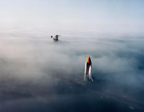 Foggy rollout for Space Shuttle Challenger