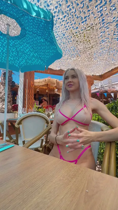 Flash during our date