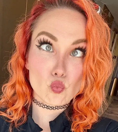 Faceporn gets more and more dangeroud the further into NNN we get. Watch out!