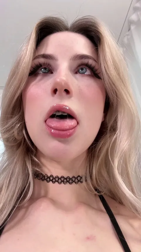 ahegao, booty and soles.. you’re welcome