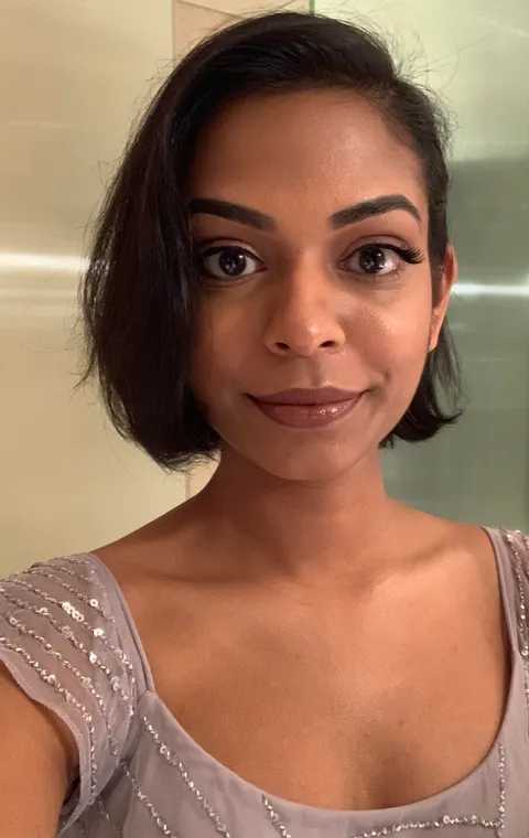 Long time lurker finally getting courage to post! Did a full face look for a wedding and would love any CC 😊