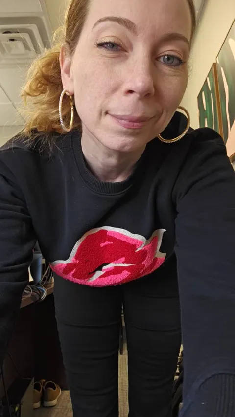 Roses are Red, Jeans are Black... (F)48