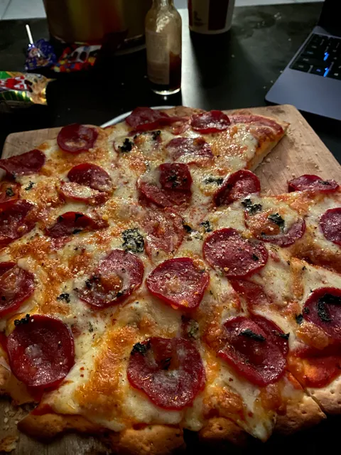 Made a pepperoni pizza and it turned out really well