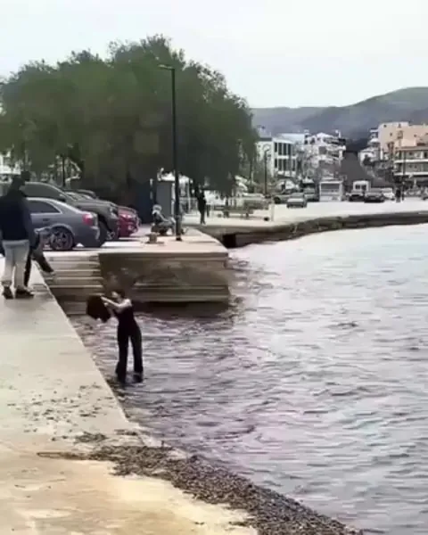 Zero hesitation, she knew what she had to do.