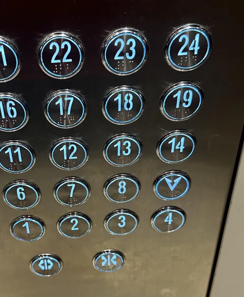 My dorm’s lift have the down button instead of the 9th floor