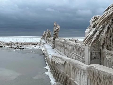 More photos of Lake Erie ice