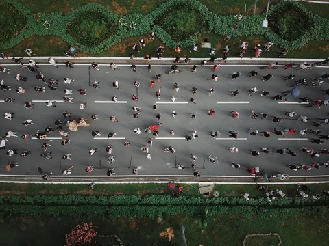 Protesters practicing Social Distancing here in the Philippines against a Terror Bill that basically is the same with what Hong Kong is protesting about.