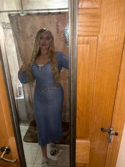 I used to get bullied a lot for my weight and style. I finally found my own fashion sense