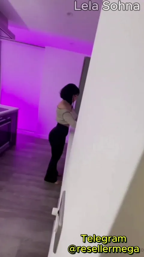 Absolute goddess gets fucked in the kitchen😍