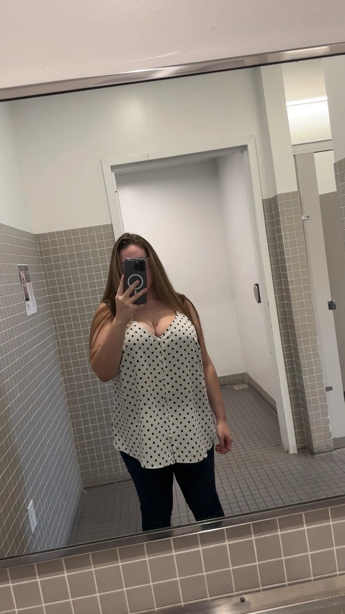 [f26] 🤭🤭got walked in on couple times but never got caught…tongue out or no