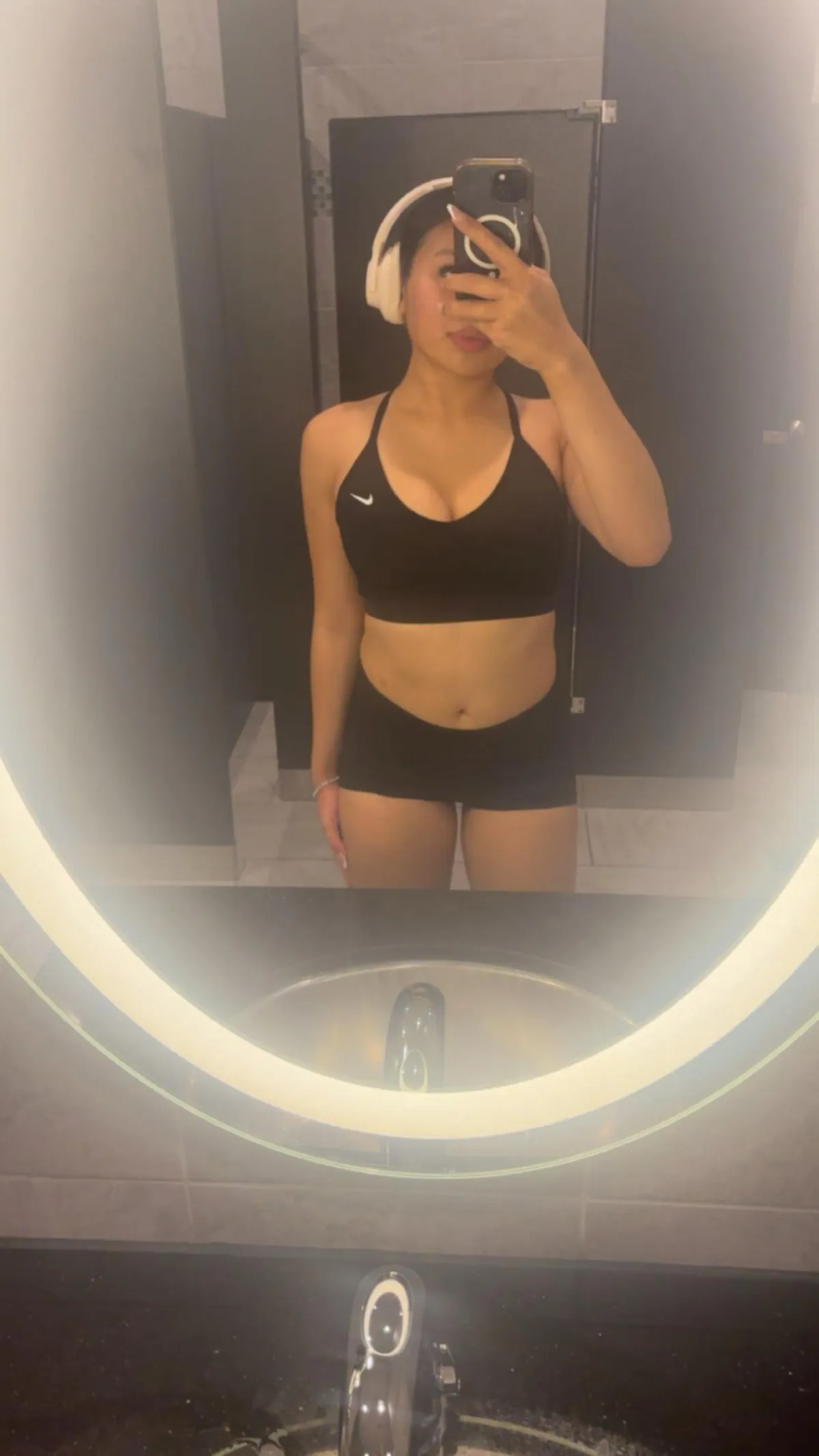 was kinda hoping someone would walk in on me getting naked in the gym ...