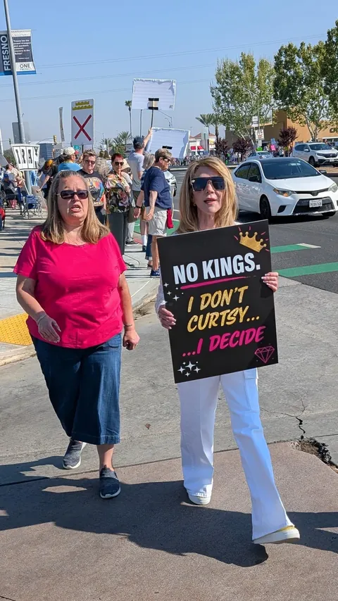 [OC] Fresno sez No Kings!