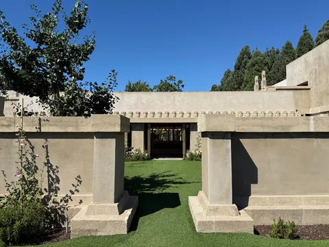 Hollyhock House - Frank Lloyd Wright - Los Angeles, CA