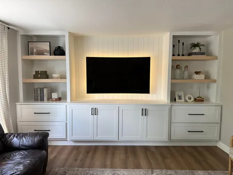Built this over the longest ‘weekend project’ ever. Finally finished my first set of built-ins in my home!