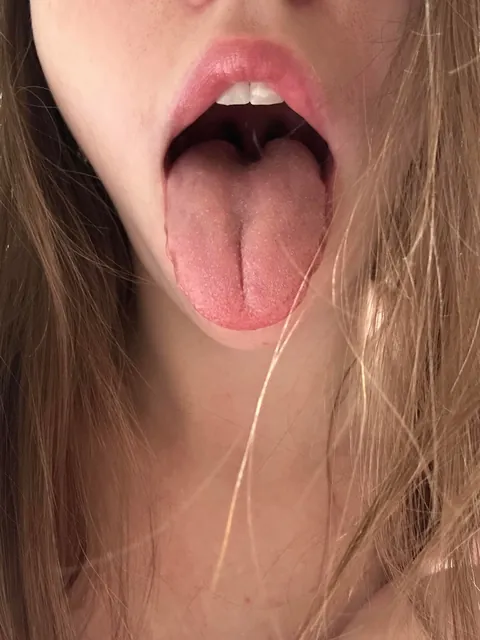 Breed me or feed me 😈