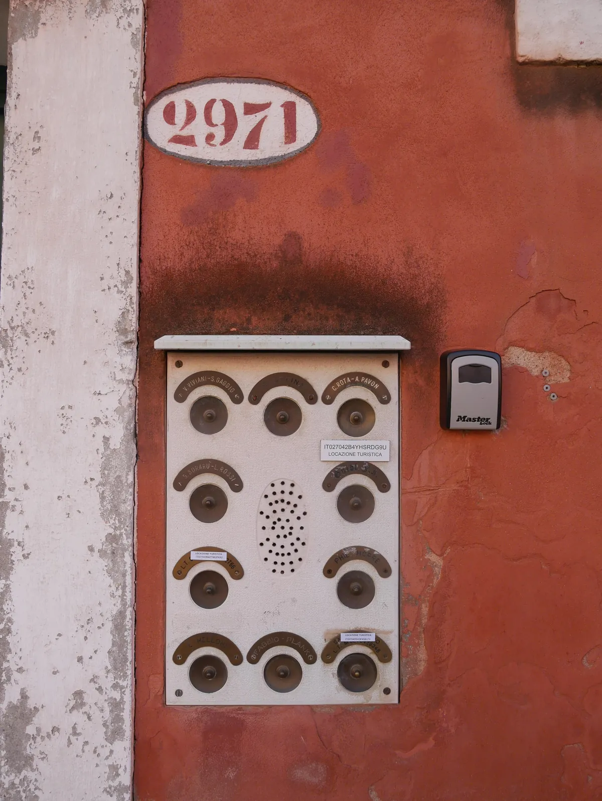 I went to Venice with low expectations, but I was proven wrong. Venice is a truly unique place