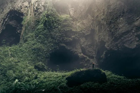 Hang Son Doong - The Largest Cave on Earth
