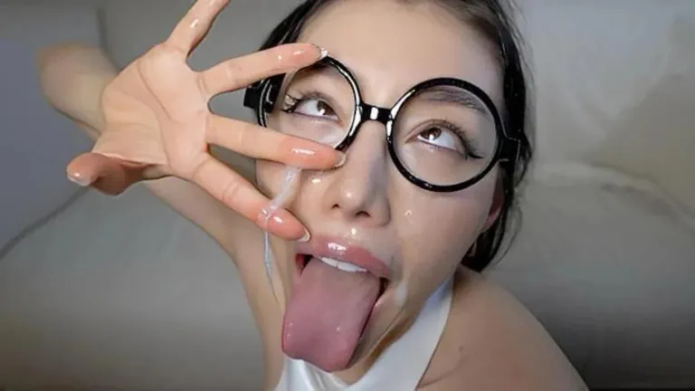 A sneak peak into my collection ;) Tell me your three favorite and I might send you a wallpaper &lt;3