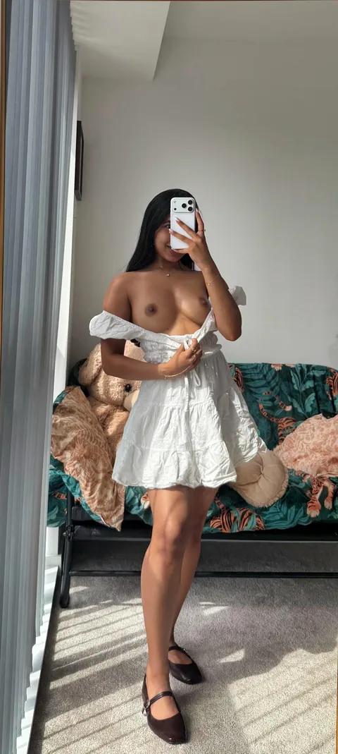 [F] The dress comes off easier than the innocent act 😇😈