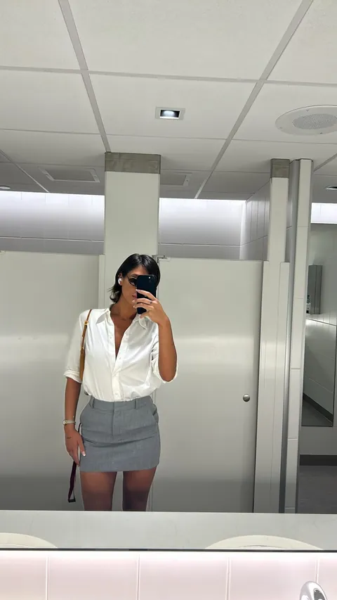 Just lost my job.. Here are some of my favourite work fits as a reminder that some places rlly don’t deserve you ♥️