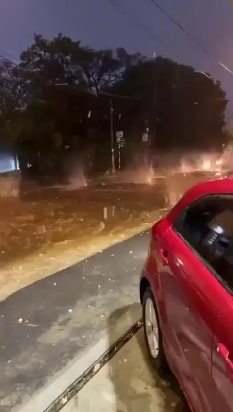 Its raining death