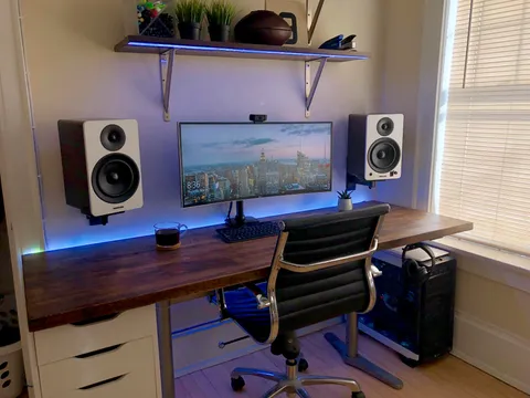 Clean Walnut &amp; White