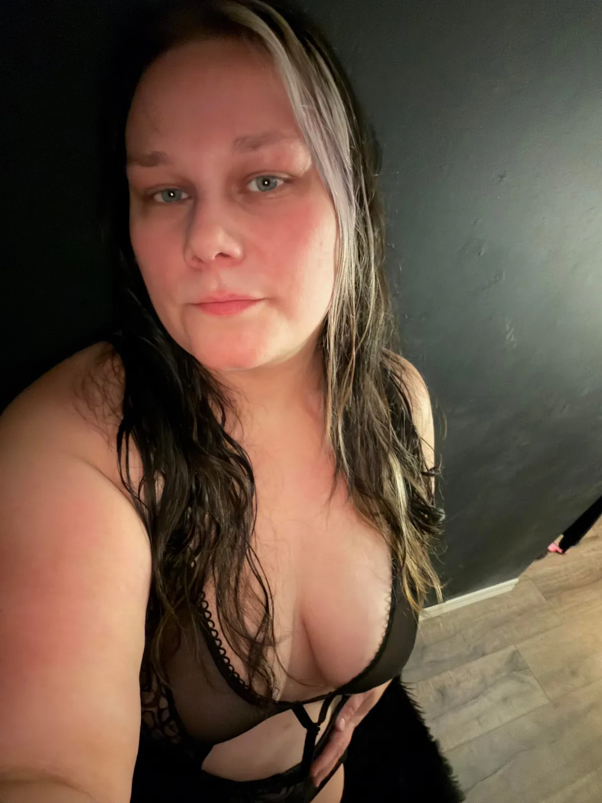 Husband went out with friends, so I played at home all alone!