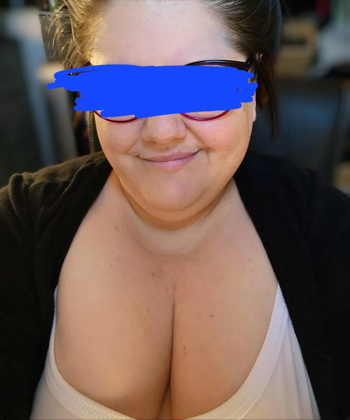 You must think I sit around all day taking pics of my tits. You would be correct. Also, my forehead is huge. No wonder I have bangs.