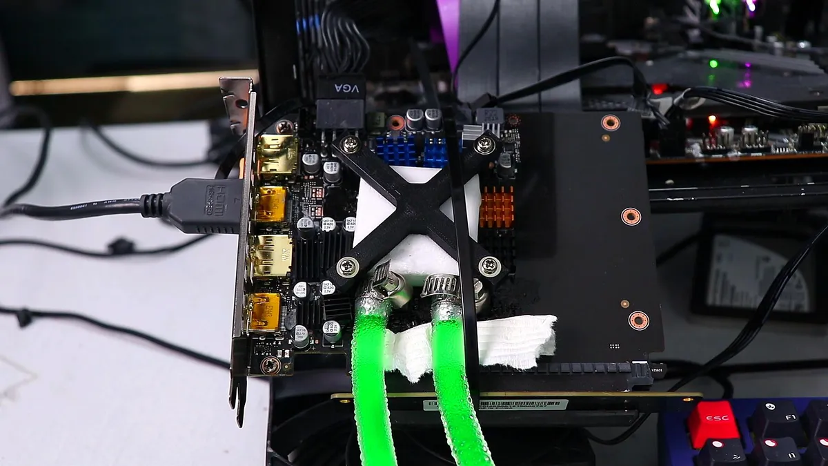 Frozen RTX 5050 takes on the RTX 4060