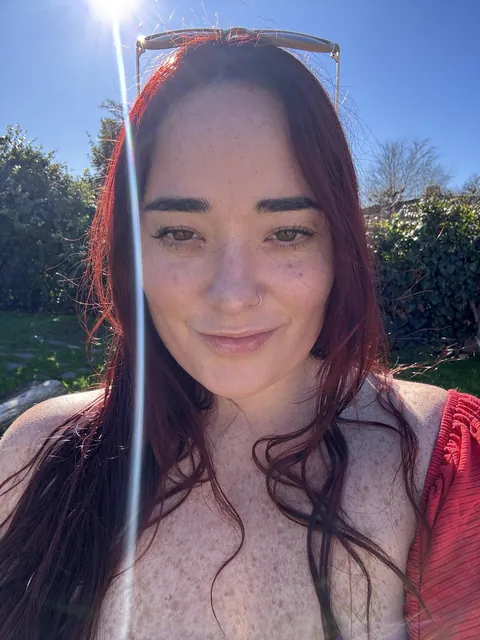 pretty face and the tits 😊